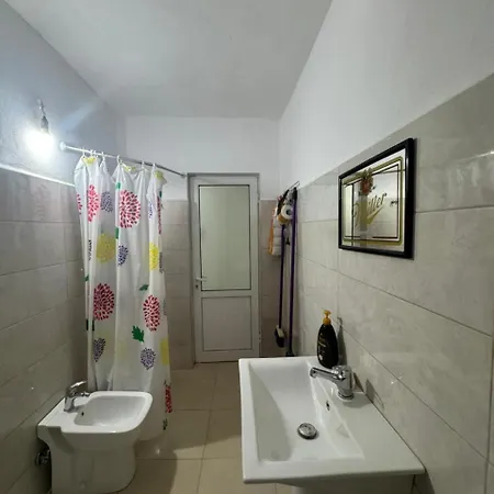 Apartamento Rina's *